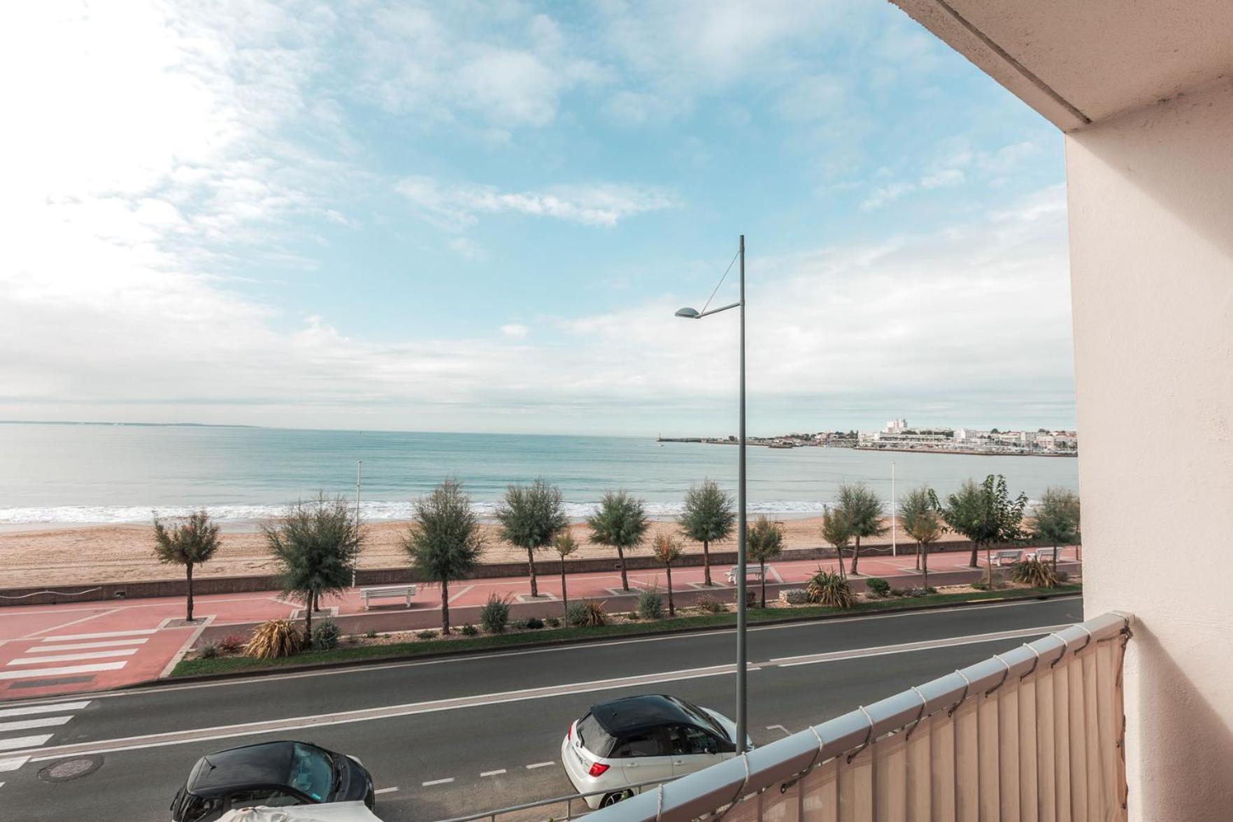 Hotel Le Trident Thyrse Royan Exteriör bild