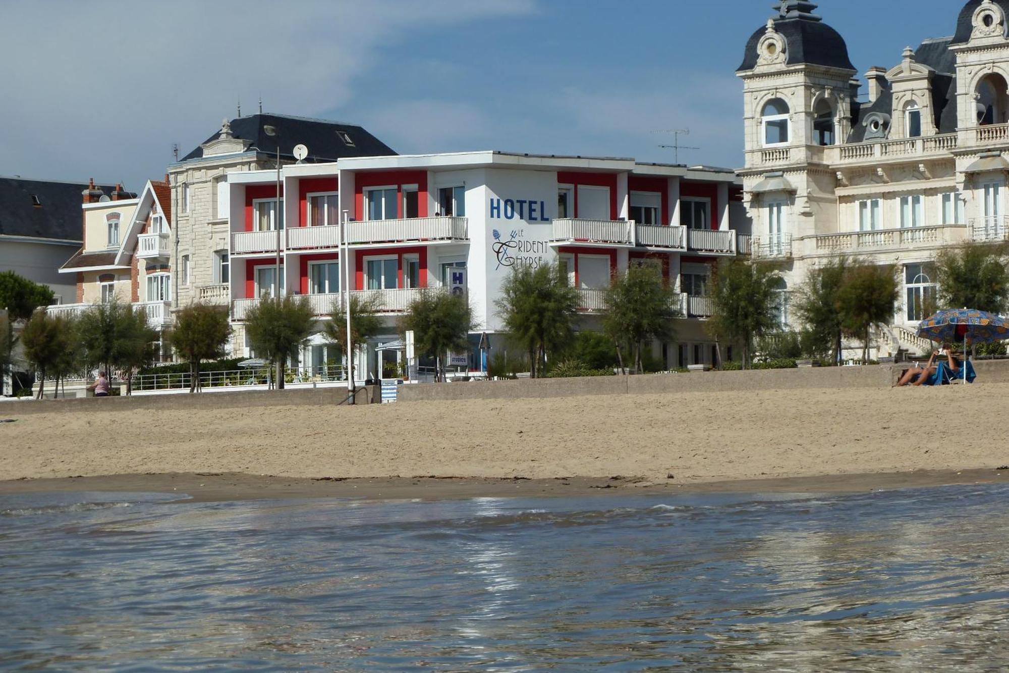 Hotel Le Trident Thyrse Royan Exteriör bild